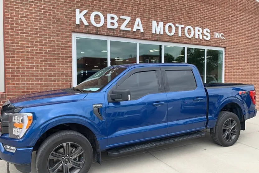 2022 Ford F-150 XLT photo 1