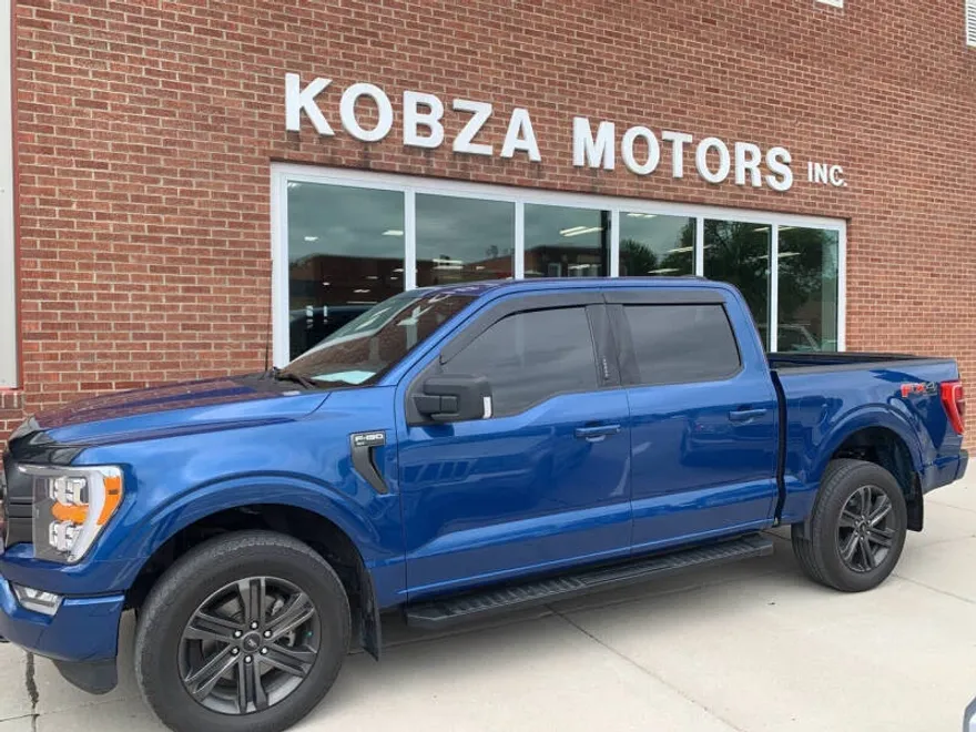 2022 Ford F-150 XLT photo 1