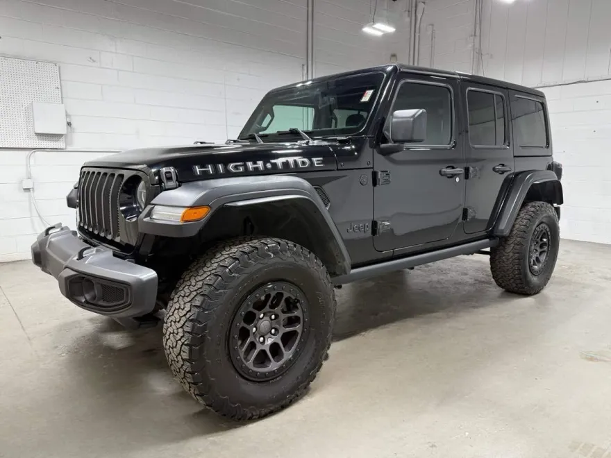 2022 Jeep Wrangler Unlimited High Tide Xtreme Recon photo 1