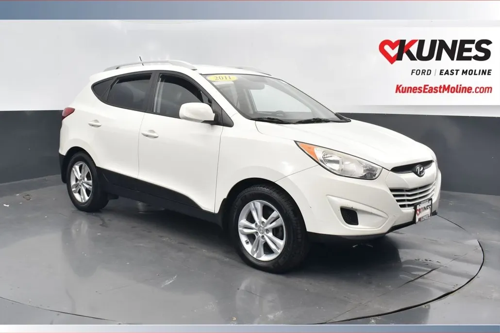 2011 Hyundai Tucson GLS photo 1
