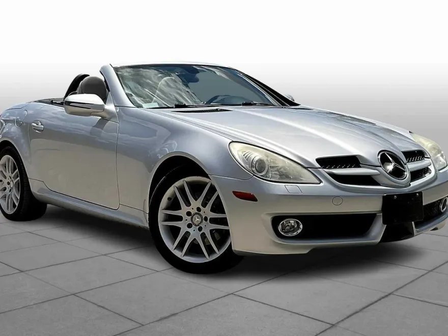 2009 Mercedes Benz SLK 300 photo 2