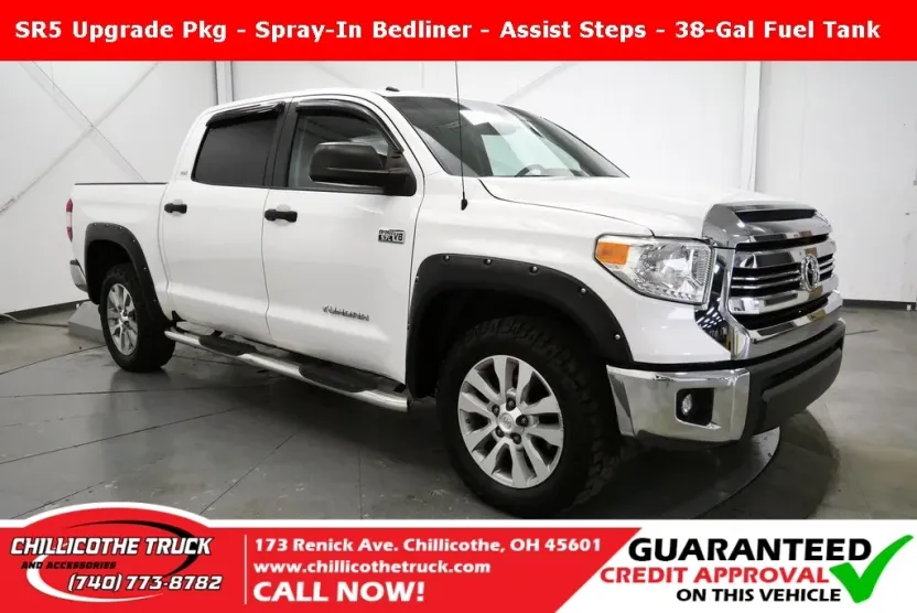 2017 Toyota Tundra SR5 photo 1