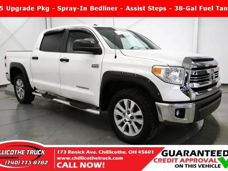 2017 Toyota Tundra SR5 photo 1