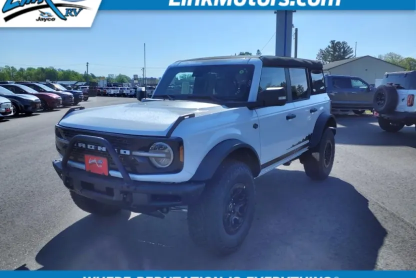 2024 Ford Bronco Wildtrak photo 1