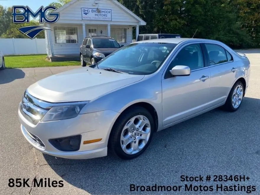 2010 Ford Fusion SE photo 1