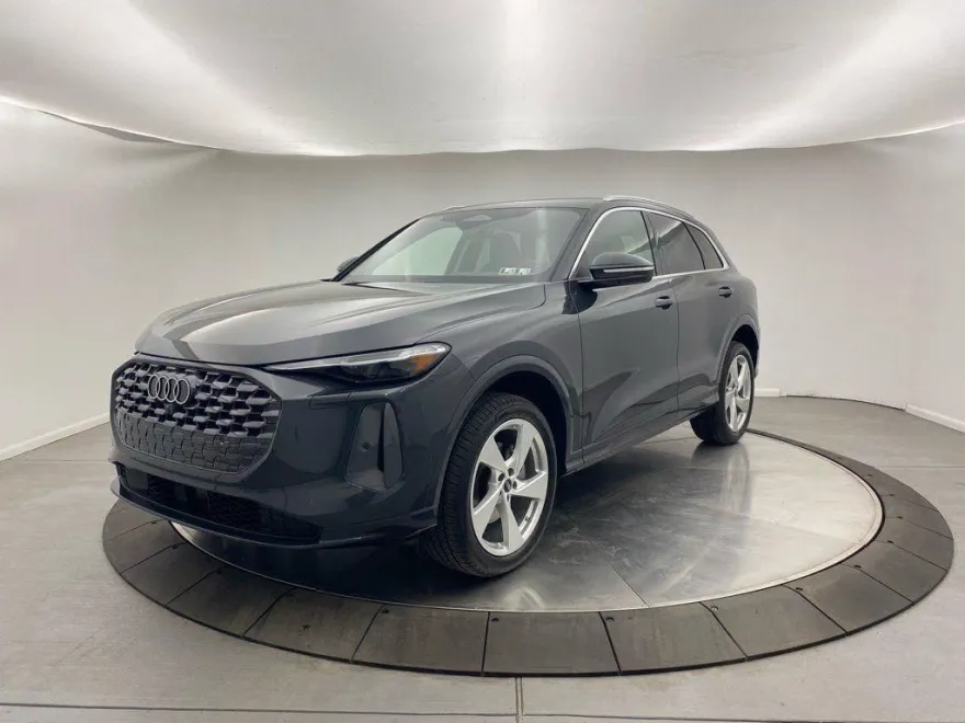 2025 Audi Q5 2.0T Premium Plus photo 1