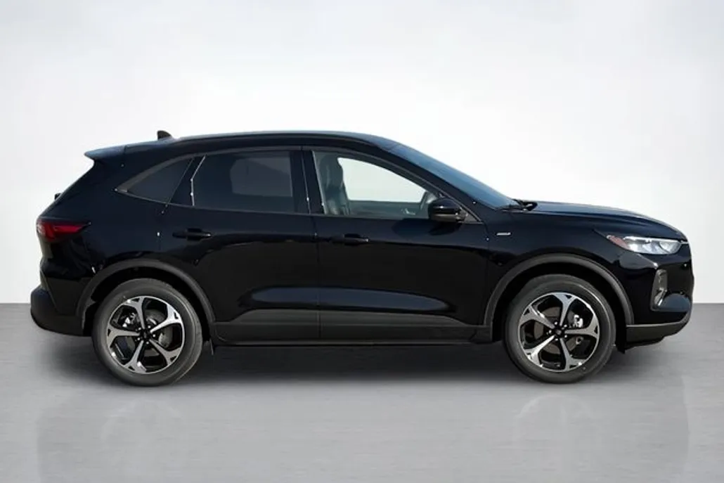 2025 Ford Escape Hybrid ST-Line Select photo 1