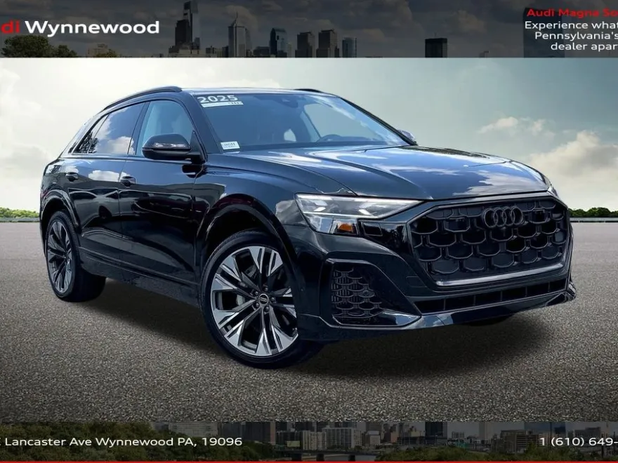 2025 Audi Q8 55 Prestige photo 1