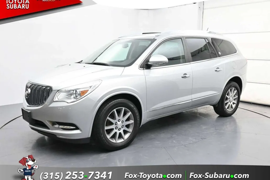 2017 Buick Enclave Leather photo 1