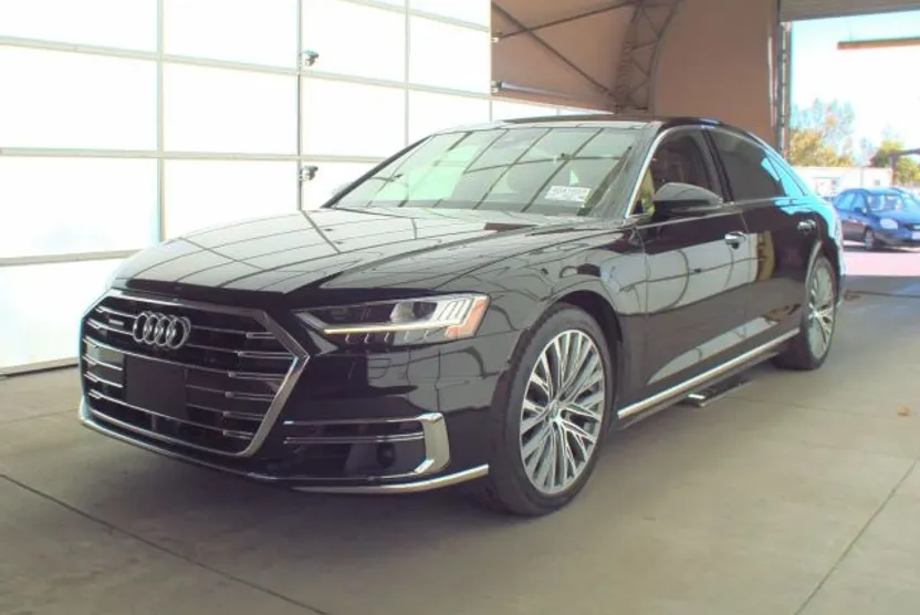2019 Audi A8 L 3.0T photo 1