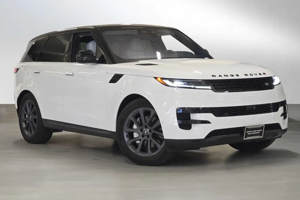 2023 Land Rover Range Rover Sport SE photo 1