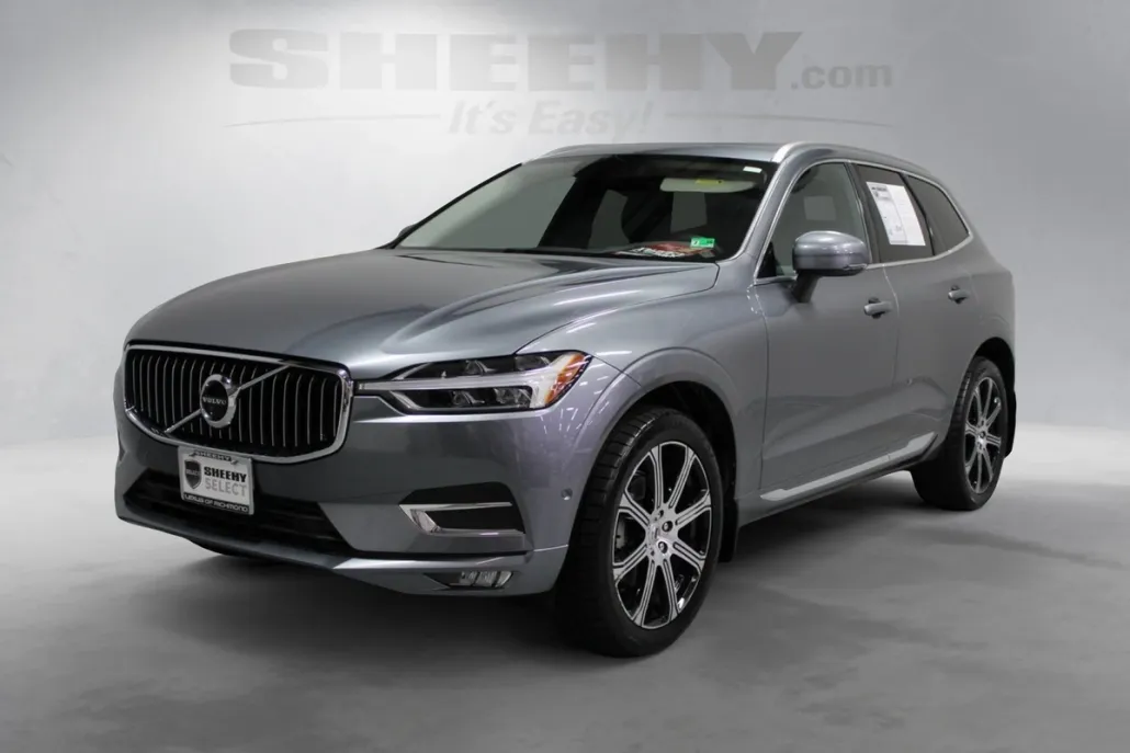 2021 Volvo XC60 T5 Inscription photo 1