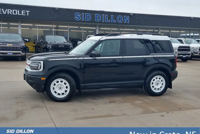 2025 Ford Bronco Sport Heritage photo 1