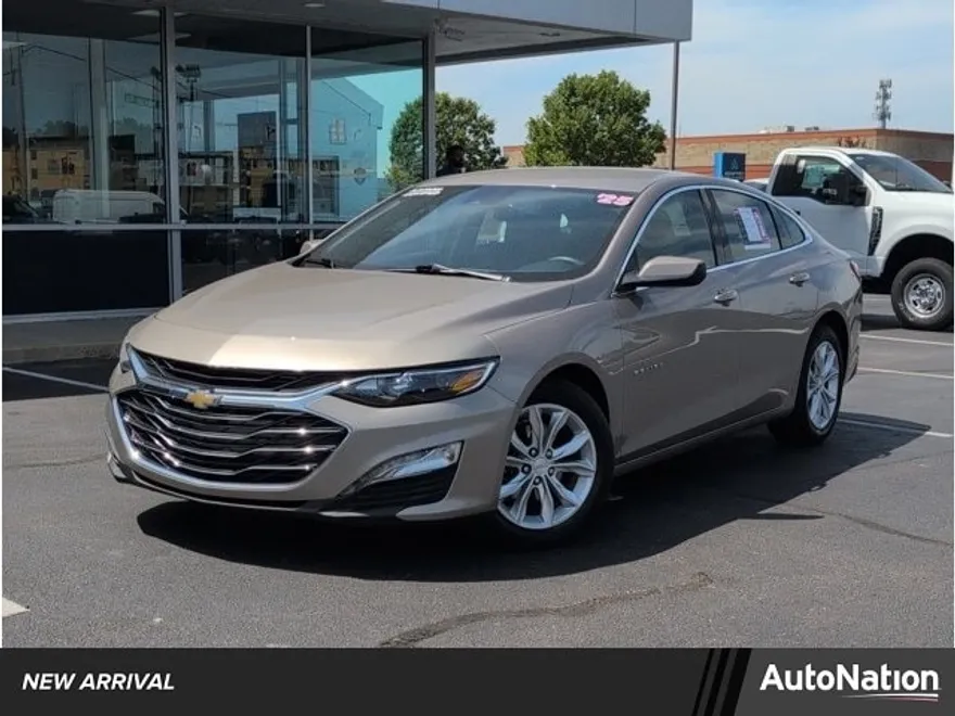 2025 Chevrolet Malibu 1LT photo 1