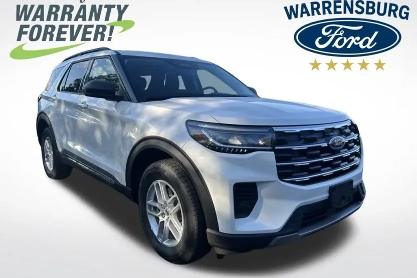 2025 Ford Explorer photo 1