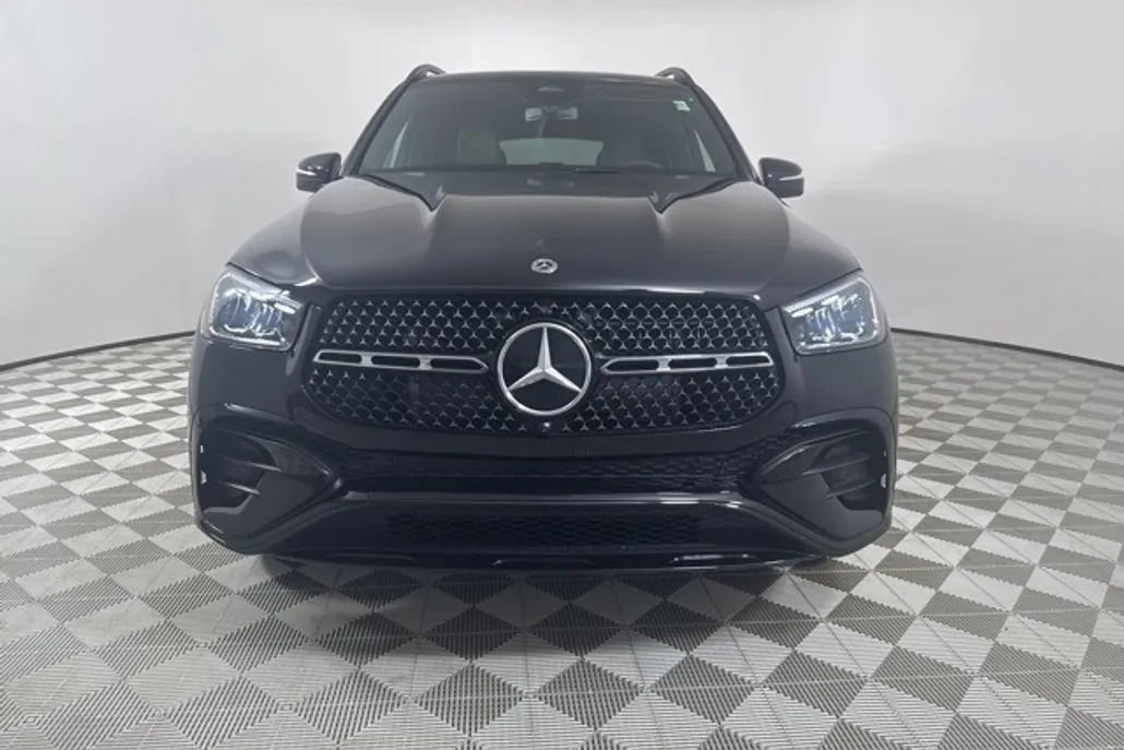2026 Mercedes Benz GLE 450 4MATIC photo 1