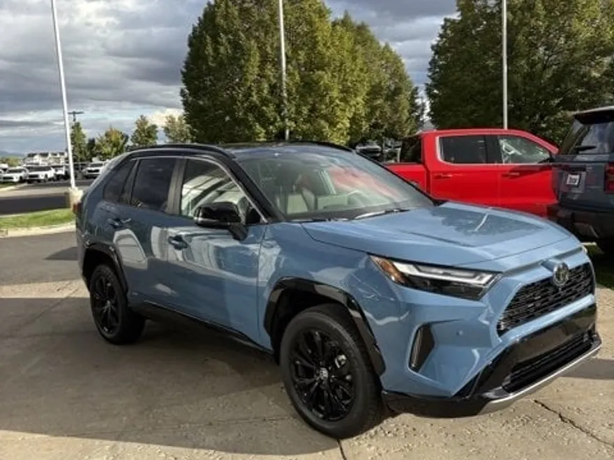 2025 Toyota RAV4 Hybrid XSE photo 1