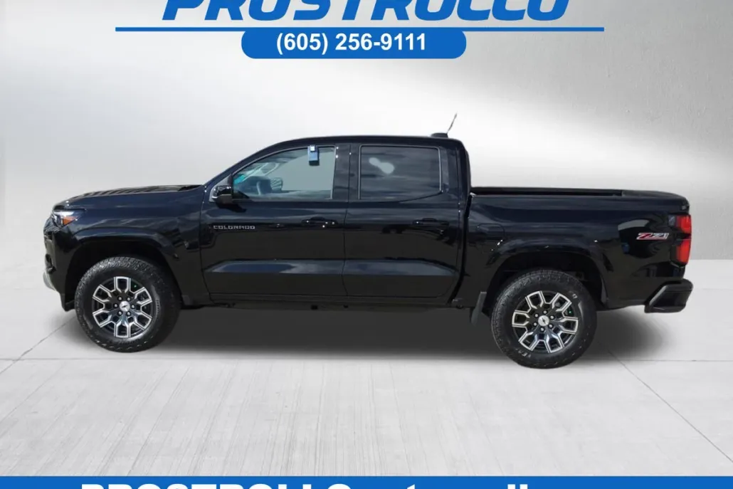 2026 Chevrolet Colorado Z71 photo 1