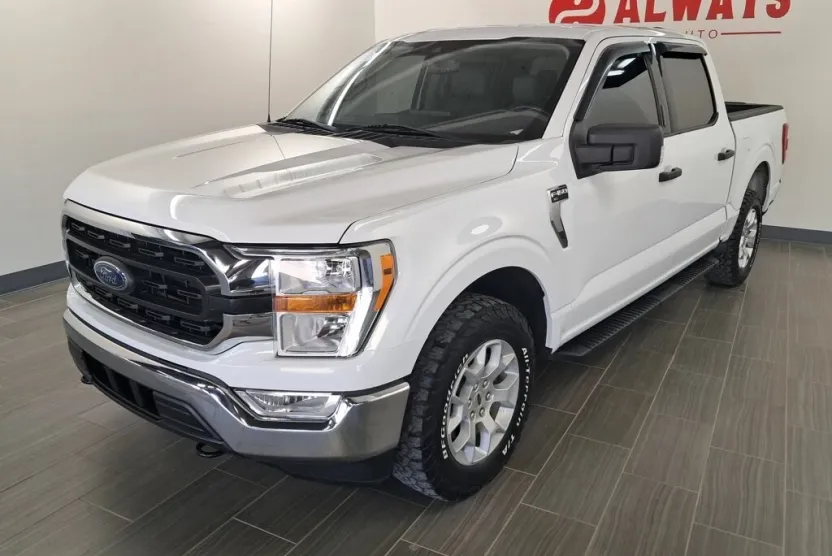 2021 Ford F-150 XLT photo 1