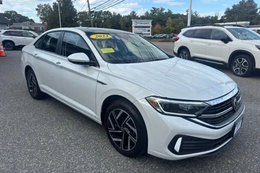 2023 Volkswagen Jetta 1.5T SEL photo 1