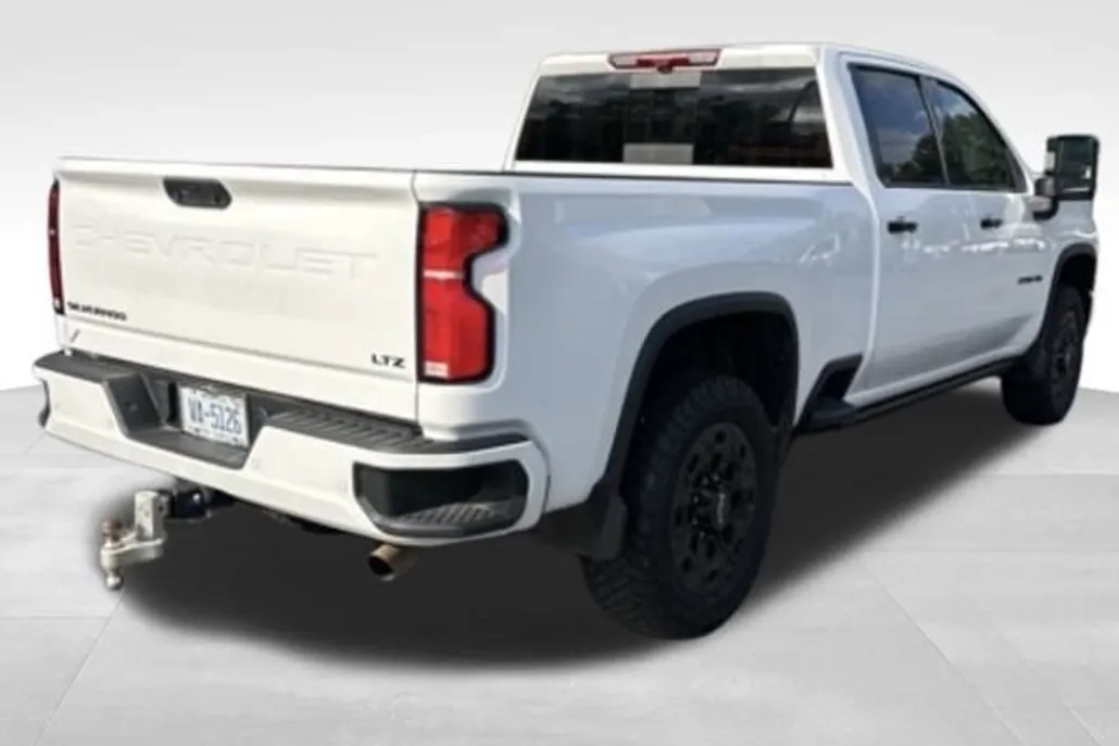2024 Chevrolet Silverado 2500HD LTZ photo 1