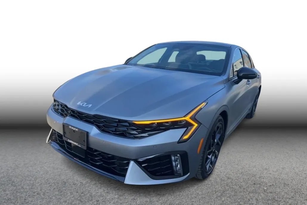 2026 Kia K5 GT-Line photo 1