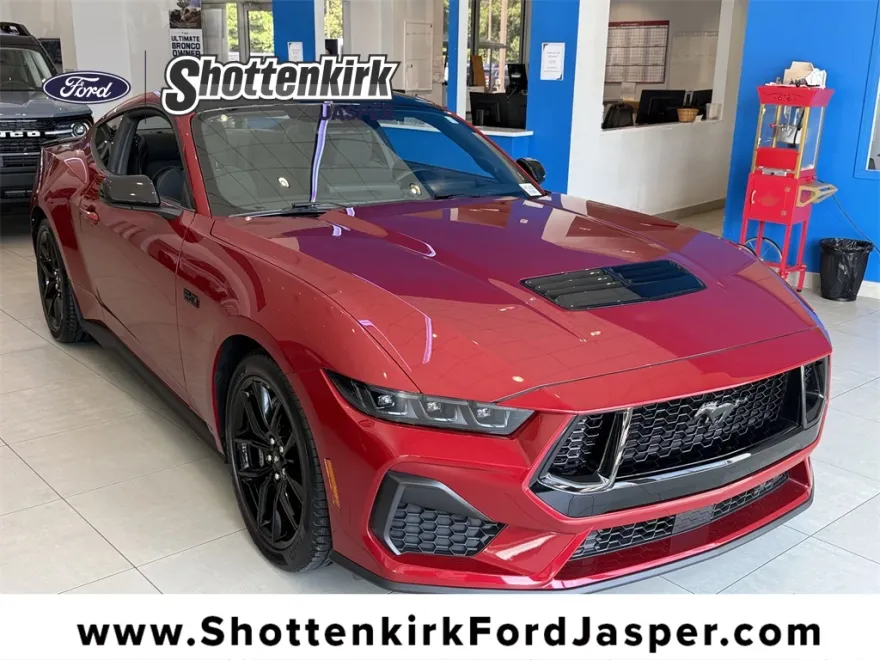 2024 Ford Mustang GT photo 1