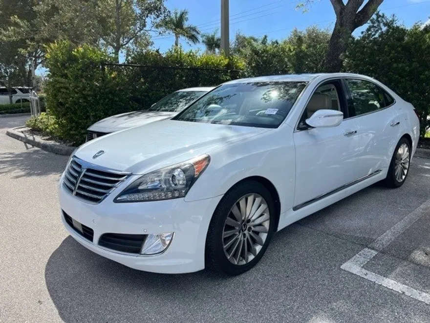 2016 Hyundai Equus Signature photo 1
