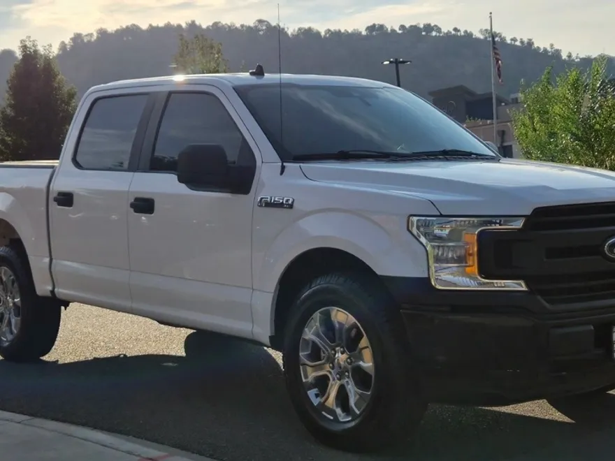 2020 Ford F-150 XL photo 1