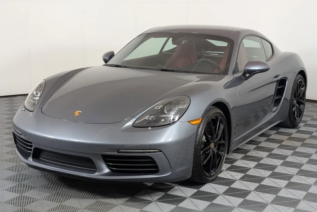 2025 Porsche Cayman Base photo 1