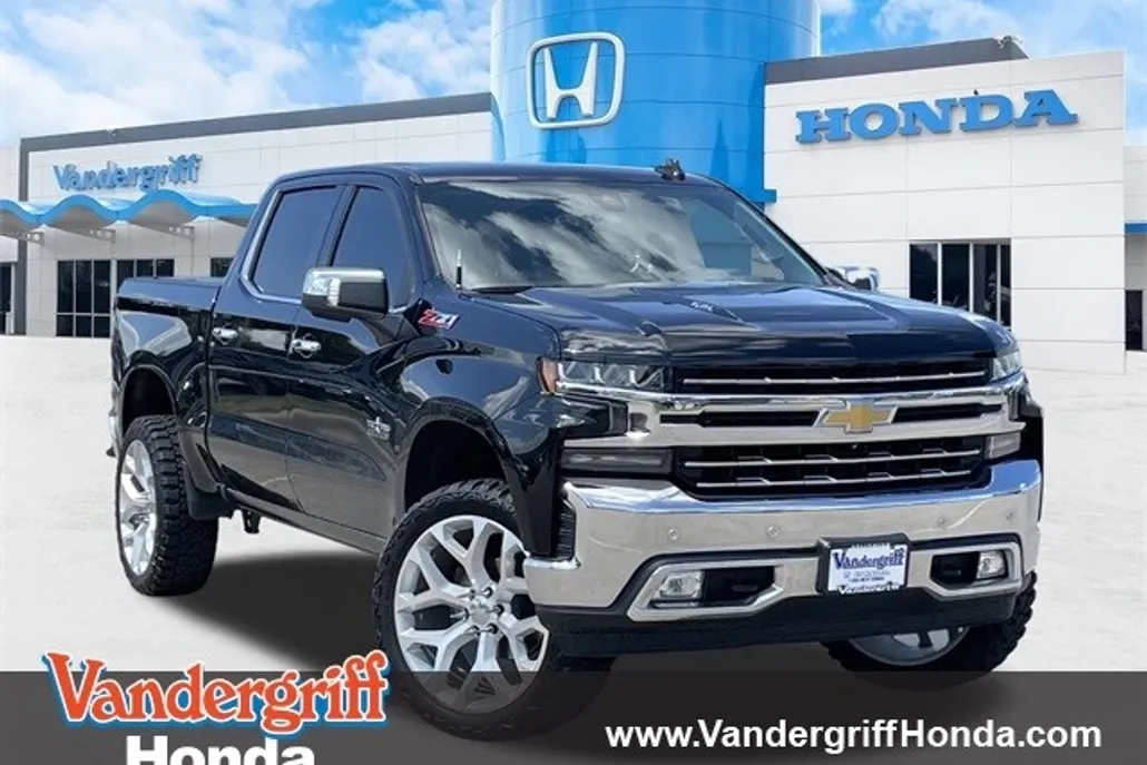 2022 Chevrolet Silverado 1500 LTZ photo 1