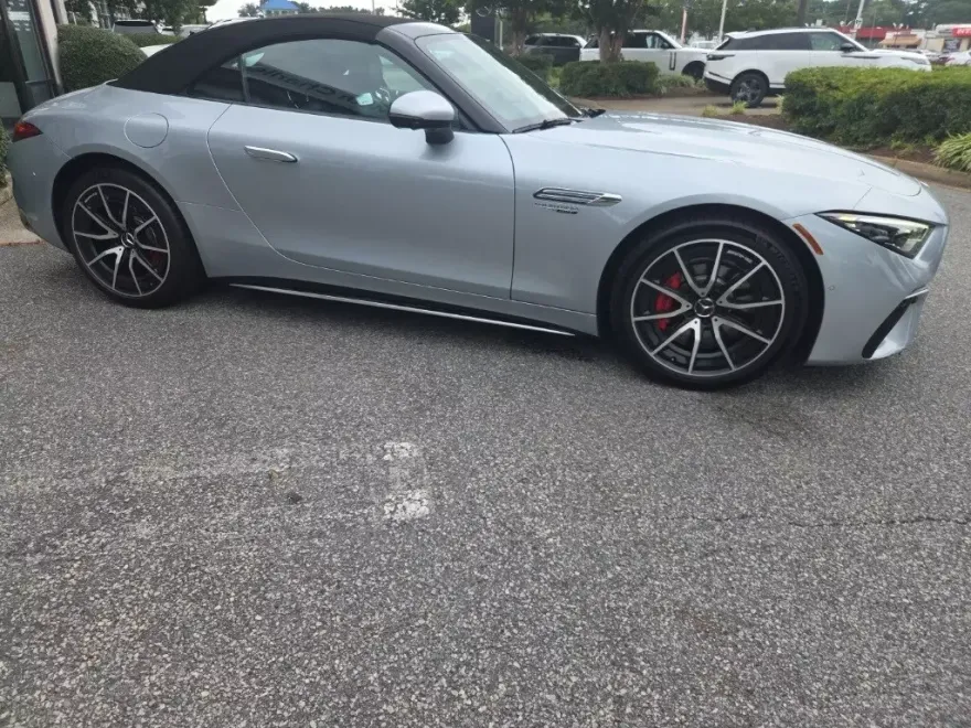 2022 Mercedes Benz SL 55 AMG photo 1