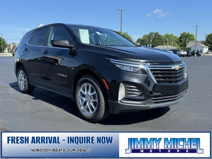 2023 Chevrolet Equinox LT photo 1