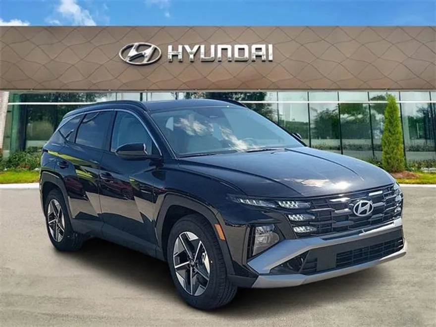 2025 Hyundai Tucson SEL photo 1
