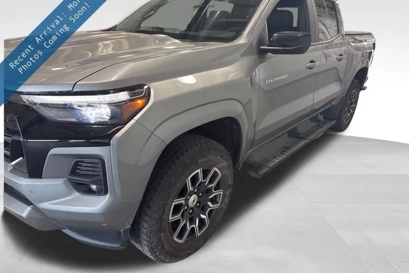 2023 Chevrolet Colorado Z71 photo 1