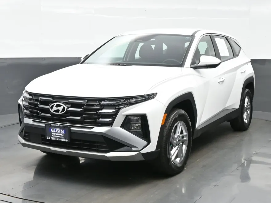 2025 Hyundai Tucson SE photo 1