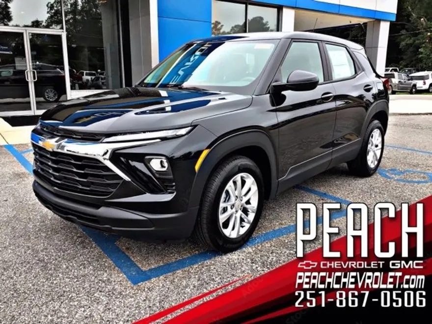 2026 Chevrolet Trailblazer LS photo 1