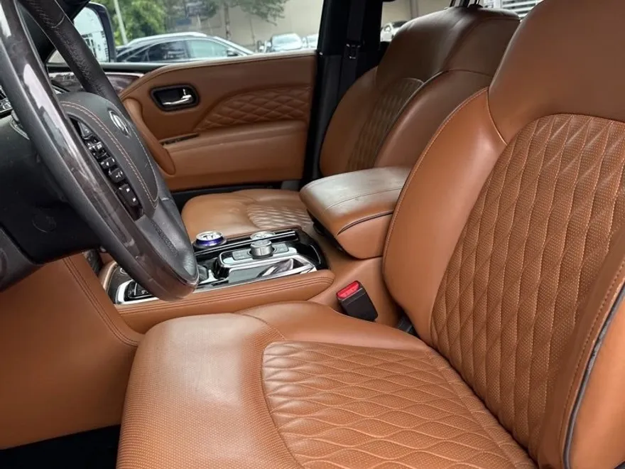 2023 Infiniti QX80 Sensory photo 1