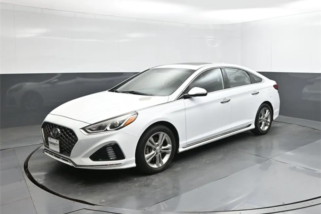2018 Hyundai Sonata Sport photo 1