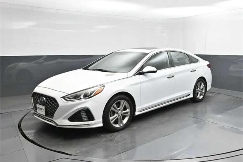 2018 Hyundai Sonata Sport photo 1