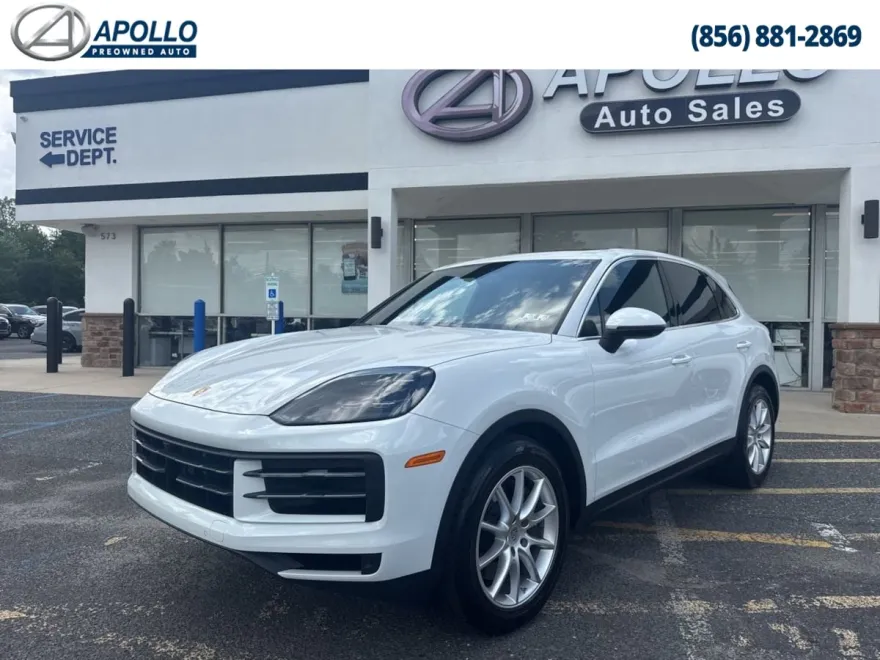 2024 Porsche Cayenne photo 1