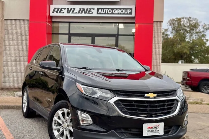 2018 Chevrolet Equinox LT photo 1
