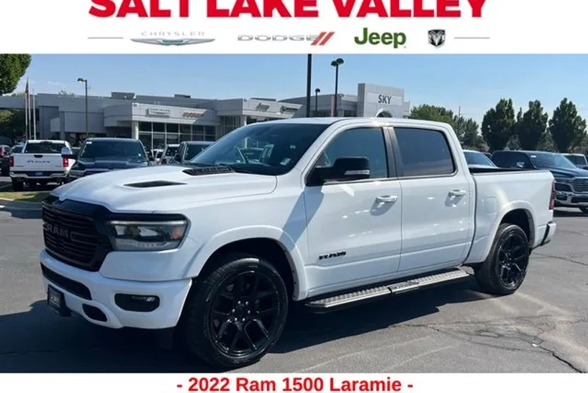 2022 Ram 1500 Laramie photo 1