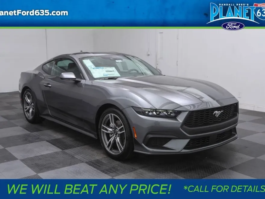 2025 Ford Mustang photo 1