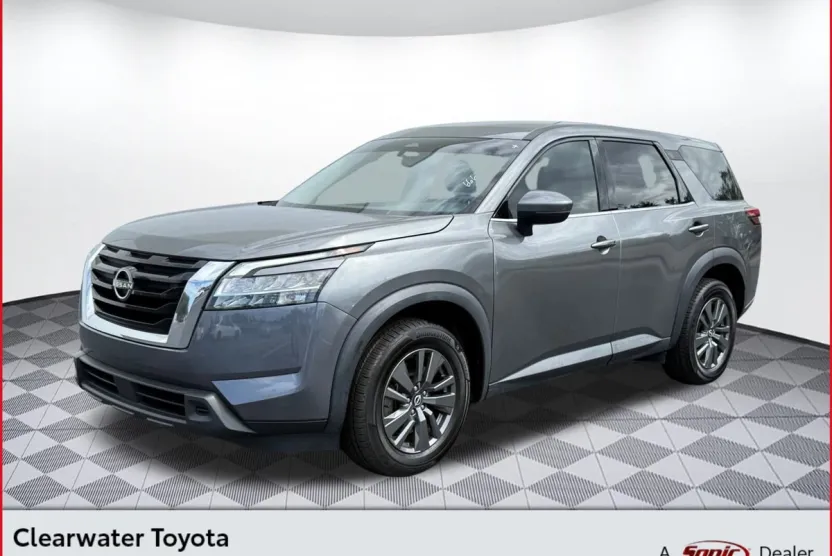 2022 Nissan Pathfinder S photo 1