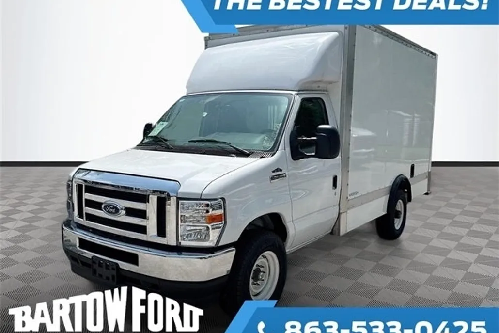 2025 Ford E-350 Base photo 1