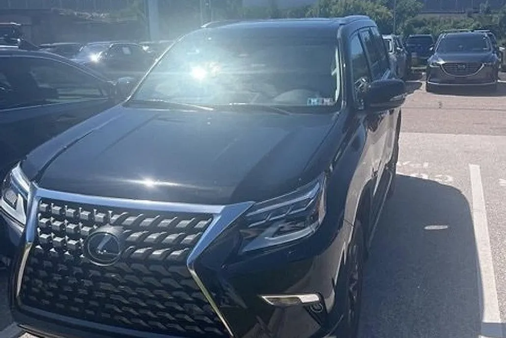 2021 Lexus GX 460 Premium photo 1