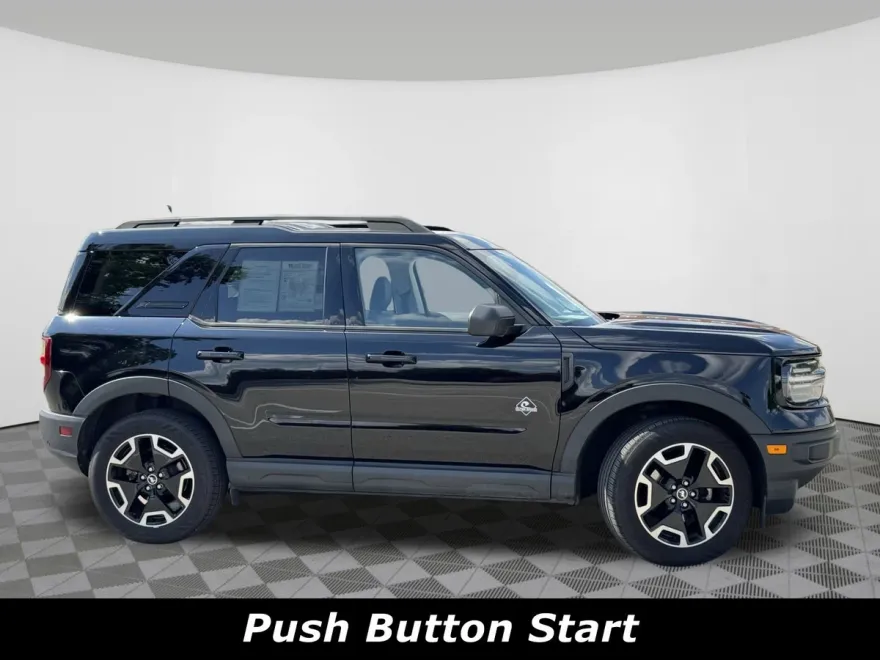 2021 Ford Bronco Sport Outer Banks photo 1