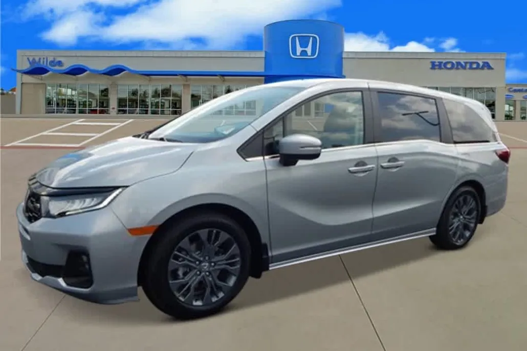 2026 Honda Odyssey Touring photo 1