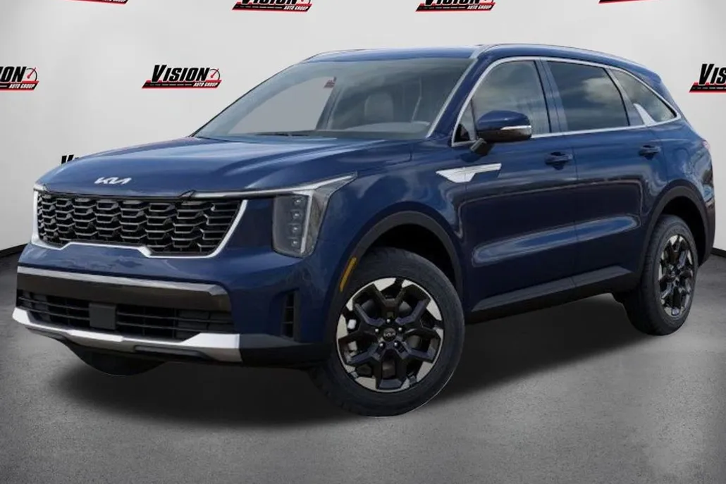 2025 Kia Sorento S photo 1
